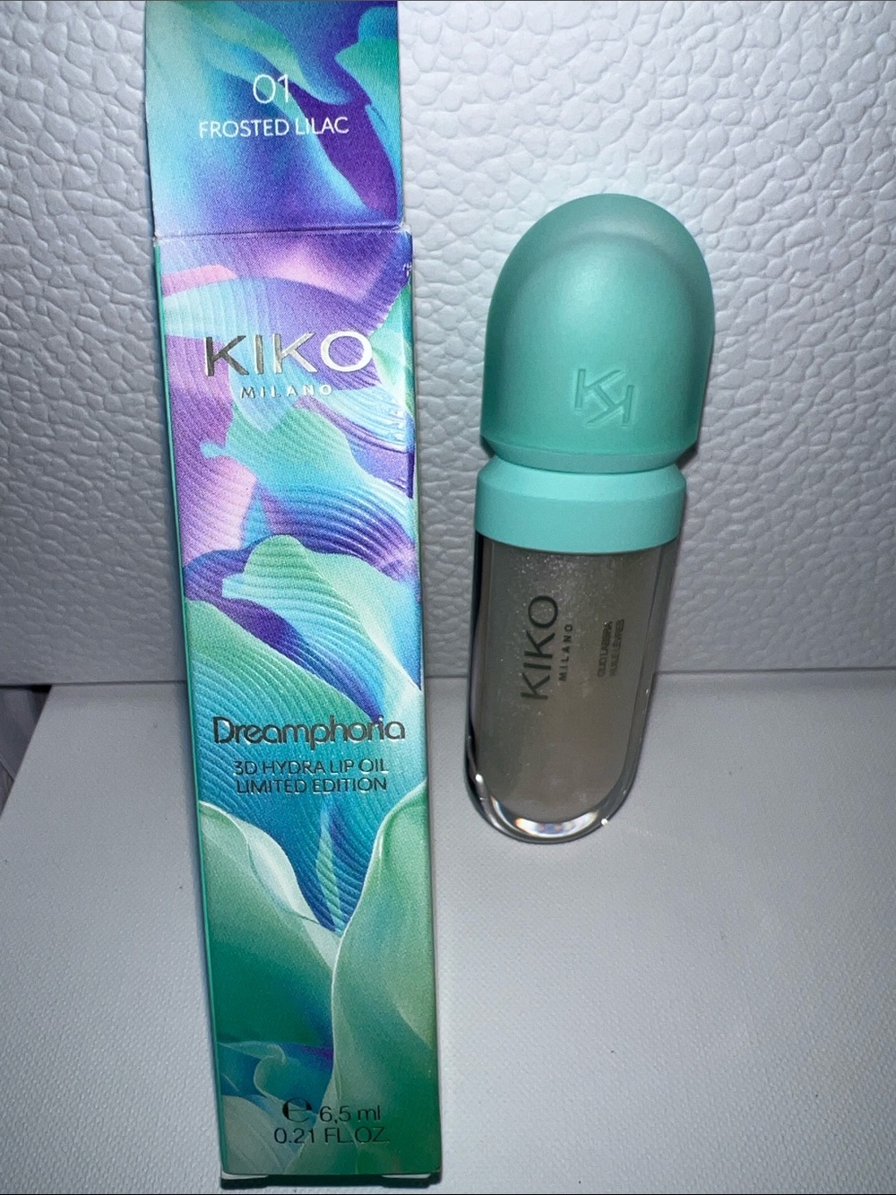 Kiko Milano Dreamphoria 3D Hydra Lip Oil — 01 Frosted Lilac- Limited Edition